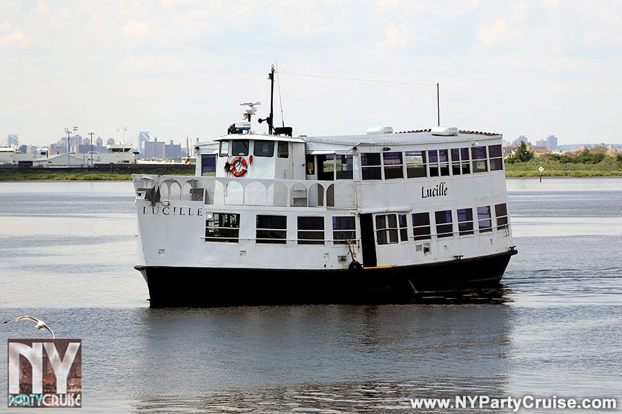 Lucille Yacht - SkyPort Marina - NYPartyCruise Lucille Yacht - SkyPort Marina - NYPartyCruise