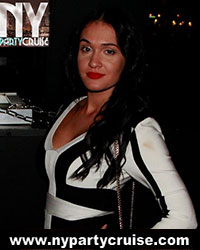 Midnight Cruise - Photo Gallery - NYPartyCruise www.nypartycruise.com Midnight Cruise - Photo Gallery - NYPartyCruise www.nypartycruise.com