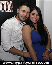 Midnight Cruise - Photo Gallery - NYPartyCruise www.nypartycruise.com Midnight Cruise - Photo Gallery - NYPartyCruise www.nypartycruise.com