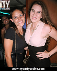 Midnight Cruise - Photo Gallery - NYPartyCruise www.nypartycruise.com Midnight Cruise - Photo Gallery - NYPartyCruise www.nypartycruise.com