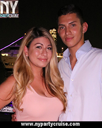 Midnight Cruise - Photo Gallery - NYPartyCruise www.nypartycruise.com Midnight Cruise - Photo Gallery - NYPartyCruise www.nypartycruise.com