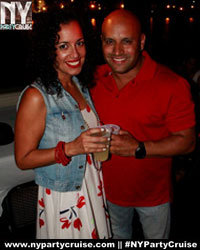 Midnight Cruise - Photo Gallery - NYPartyCruise www.nypartycruise.com Midnight Cruise - Photo Gallery - NYPartyCruise www.nypartycruise.com