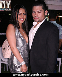 Midnight Cruise - Photo Gallery - NYPartyCruise www.nypartycruise.com Midnight Cruise - Photo Gallery - NYPartyCruise www.nypartycruise.com