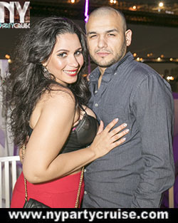 Midnight Cruise - Photo Gallery - NYPartyCruise www.nypartycruise.com Midnight Cruise - Photo Gallery - NYPartyCruise www.nypartycruise.com