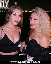 Midnight Cruise - Photo Gallery - NYPartyCruise www.nypartycruise.com Midnight Cruise - Photo Gallery - NYPartyCruise www.nypartycruise.com